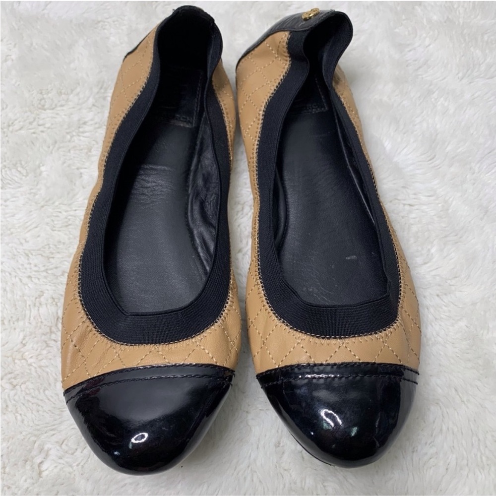 Tory Burch Women’s Tan Black Quilted Leather Ballet Flats